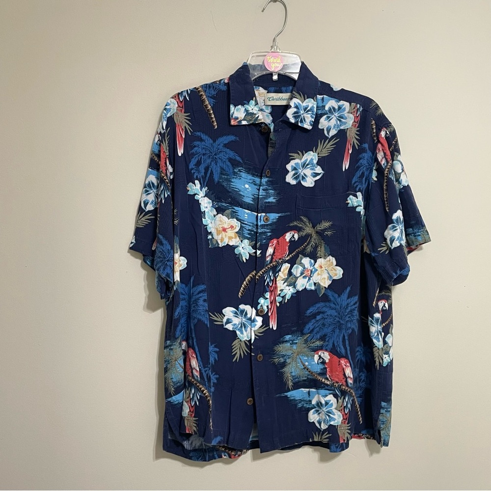 Caribbean Men's Navy Floral and Parrot Shirt~ Size‎ L Tropical and Resort attire